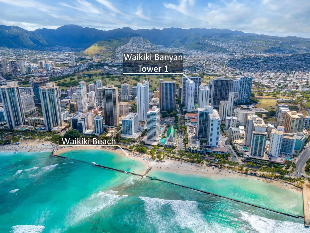 Ocean and Diamond Head Views on 29th Floor - Short Walk to Beach - Parking & WiFi