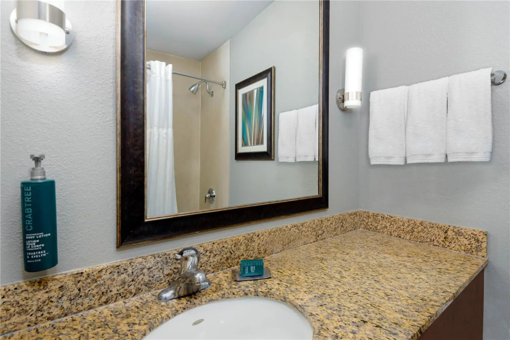 DoubleTree by Hilton Hotel West Palm Beach Airport - Chambres