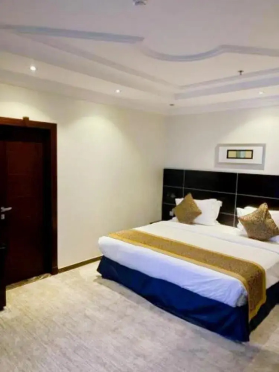 1 Bedroom Deluxe Apartment
