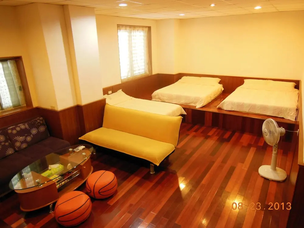 Standard Family room
