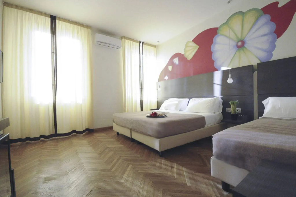 Hotel photo 22