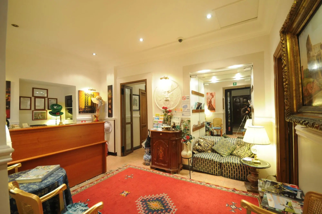 Hotel photo 2