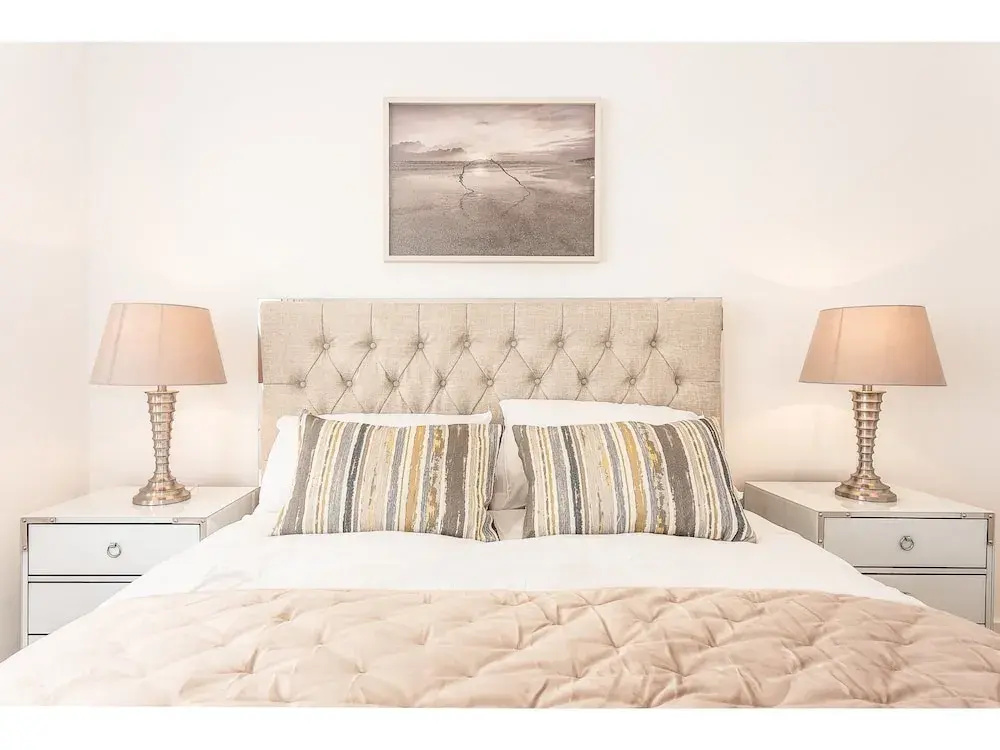 New High Spec 2bed Townhouse in Bath N.4