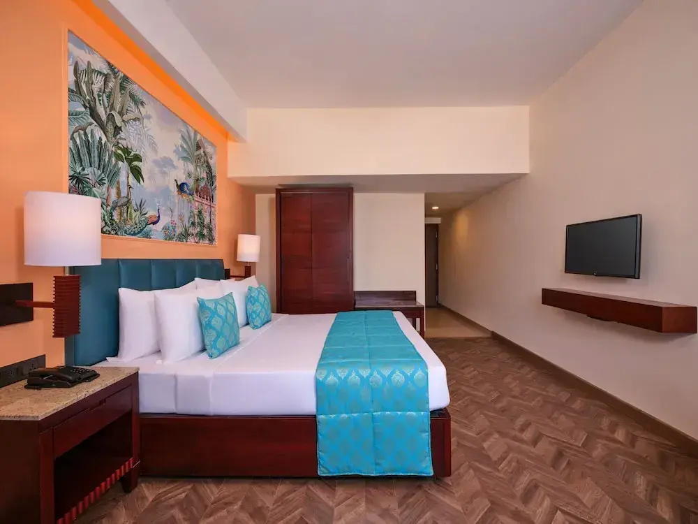 Deluxe Double room (full double bed)