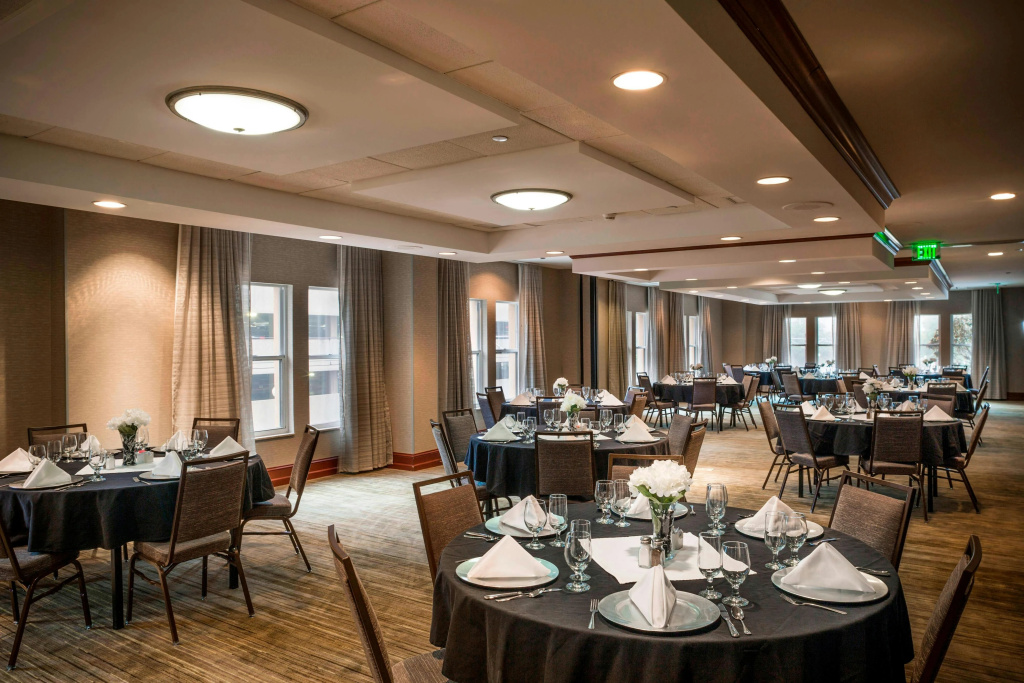 Courtyard by Marriott Norfolk Downtown - Général