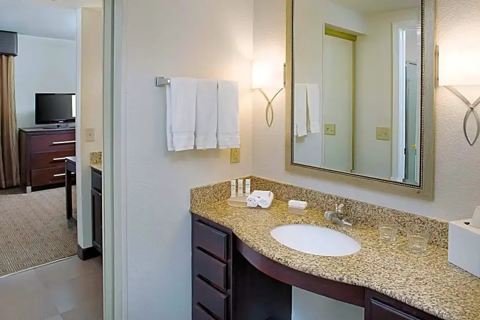 Homewood Suites by Hilton Manchester/Airport - Chambres