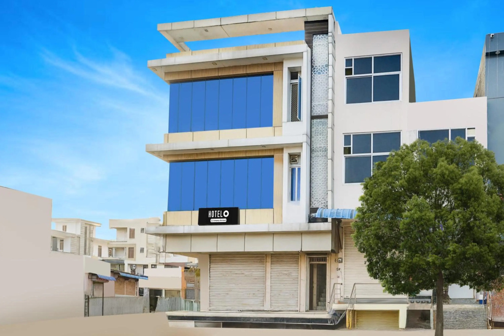 OYO 26462 Hotel Yatrik