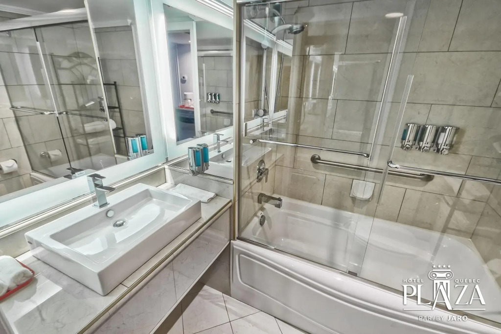 Hôtel Plaza Québec par JARO - фото 26