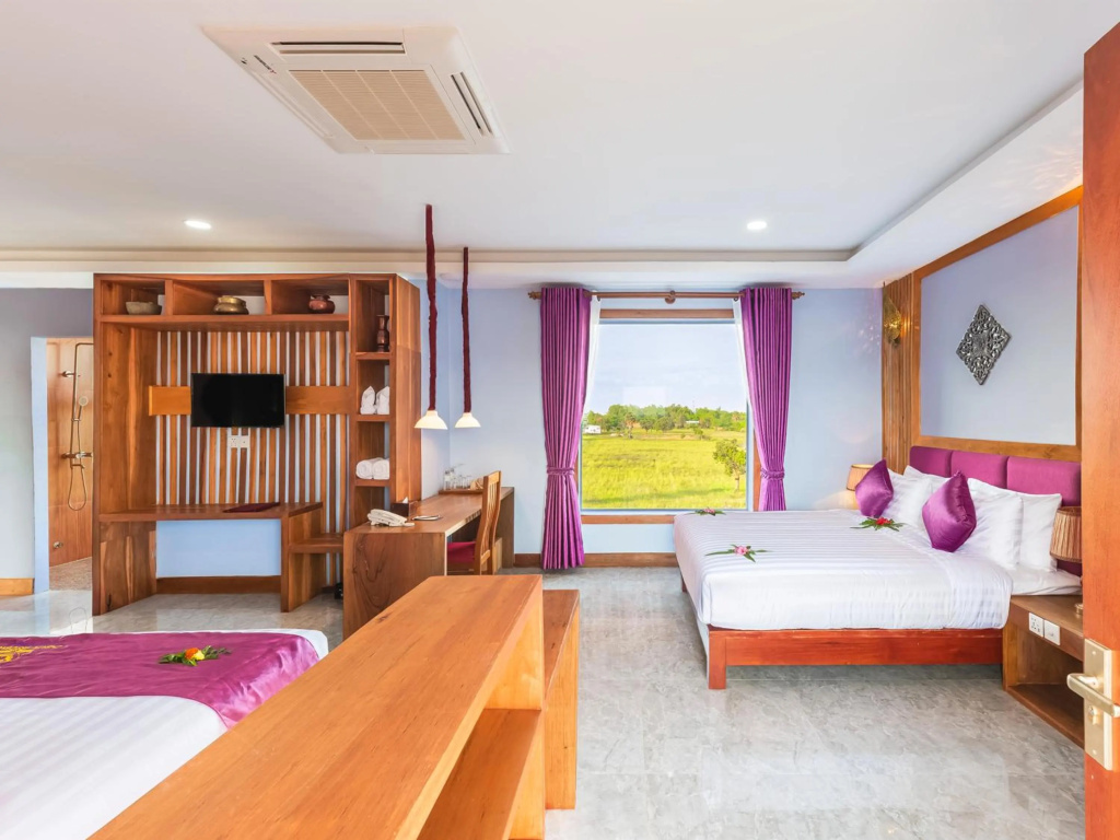 Cheata Residence — 2
