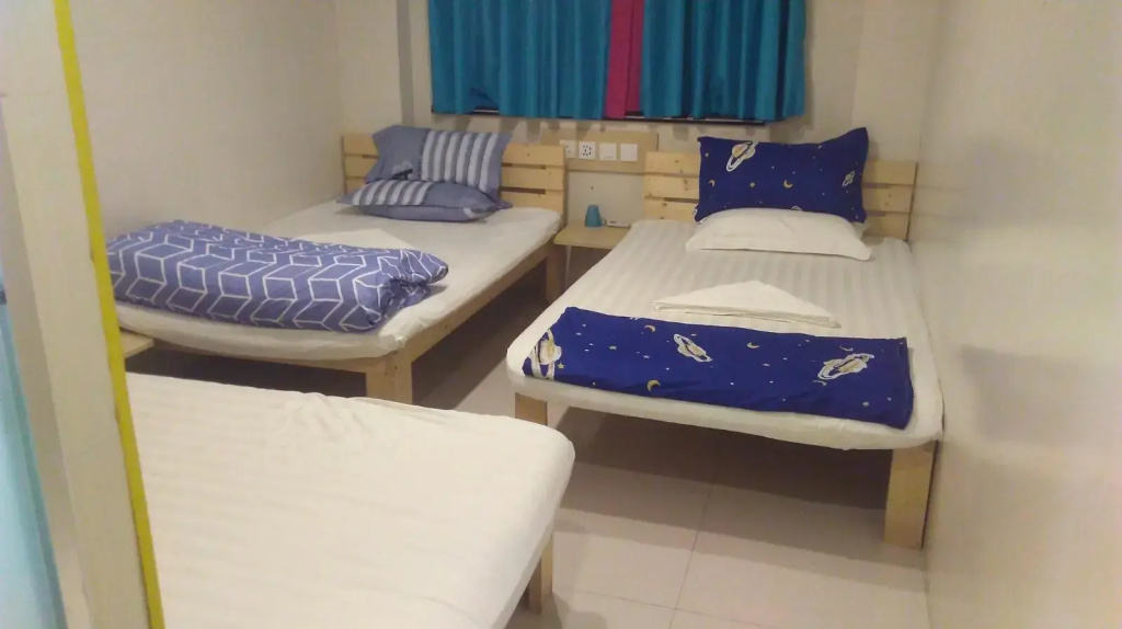 Standard Quadruple room