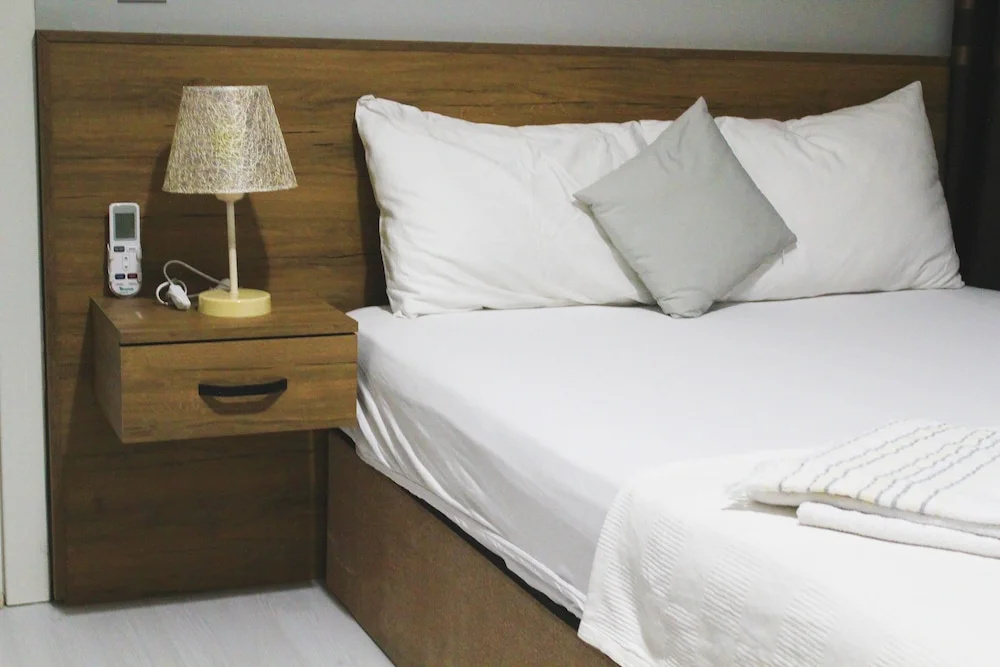Premium Double room (full double bed)