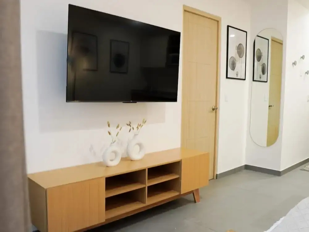 Executive Studio