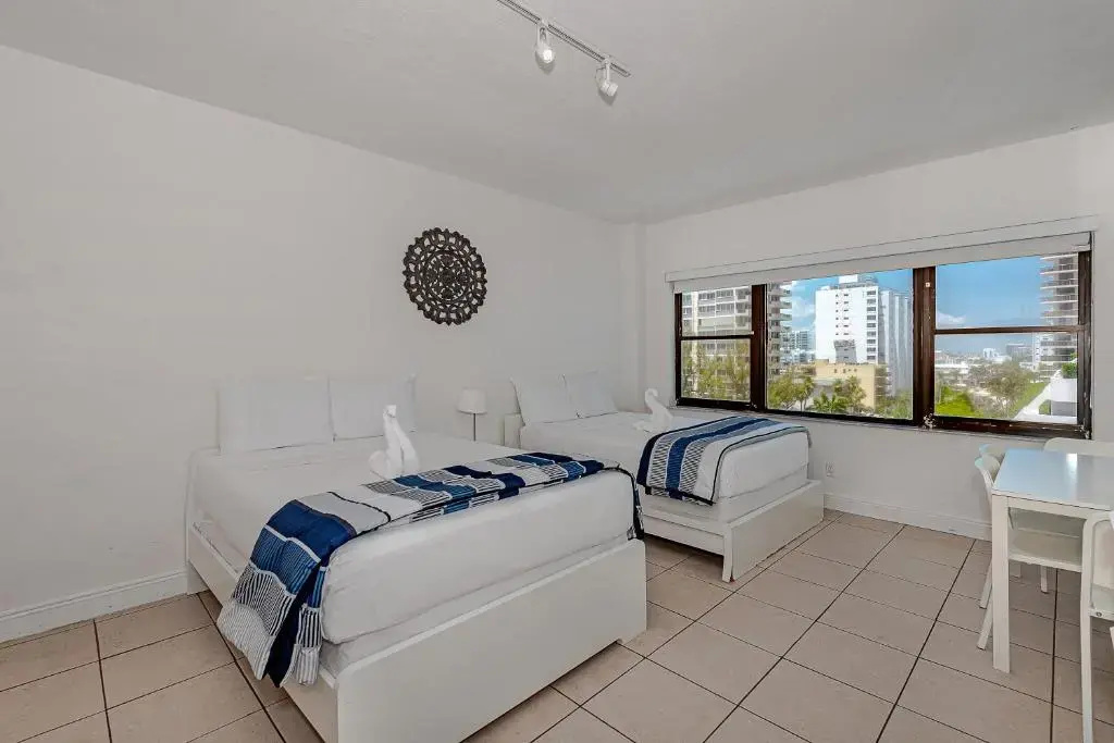 Deluxe Double Studio (full double bed)