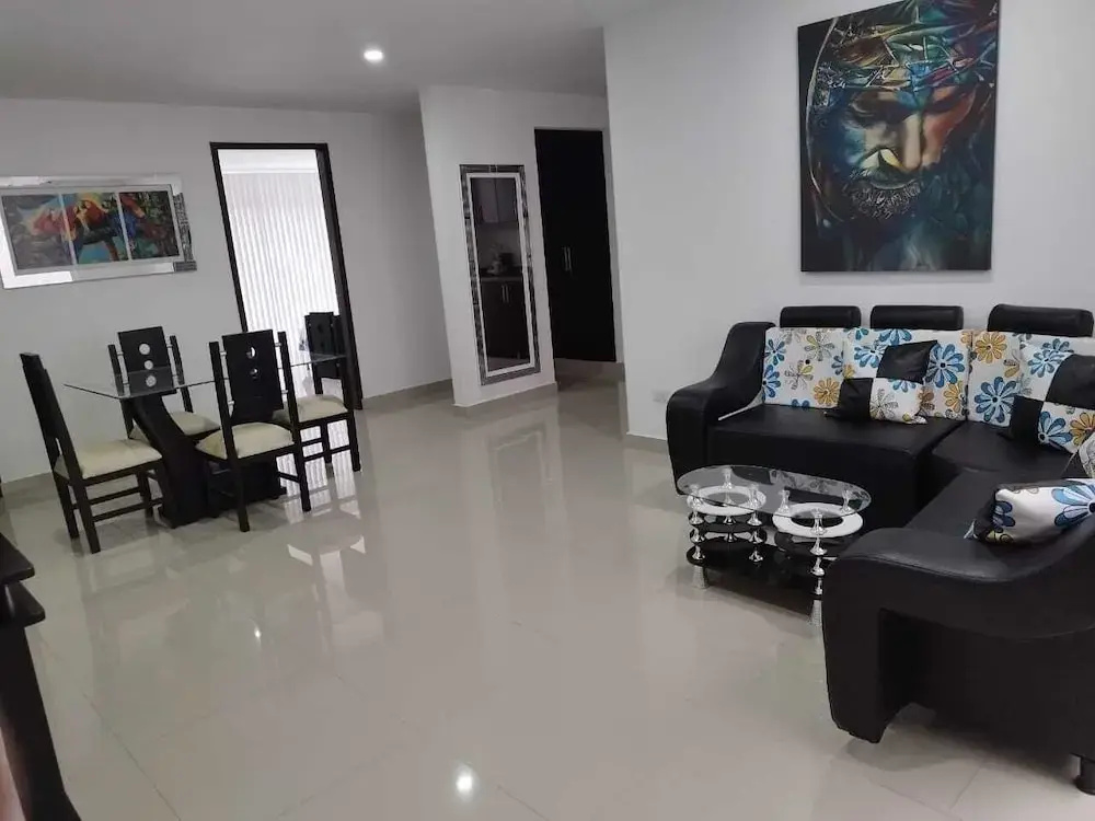 Family Apartment with balcony