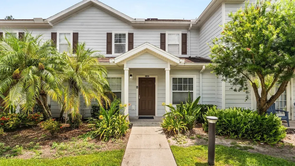 Upstay Modern 3BR Townhome w Pool Near Disney