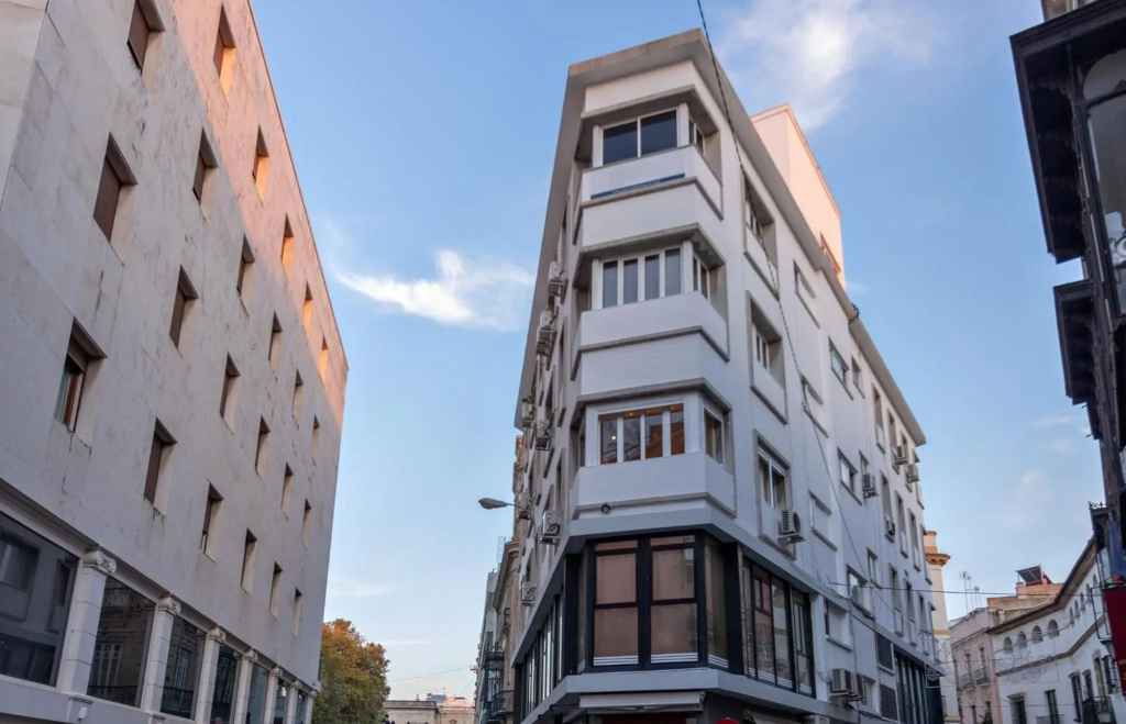 Plaza Nueva Deluxe Suite by Valcambre