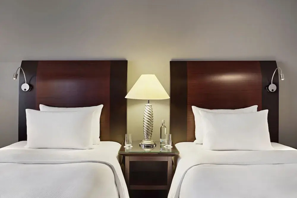 Lindner Hotel Cologne City Plaza, part of JdV by Hyatt - Chambres