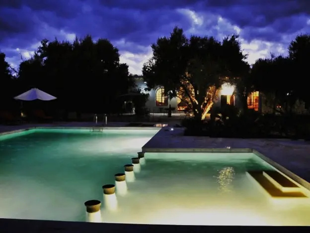 Deluxe Double room with garden view (full double bed)