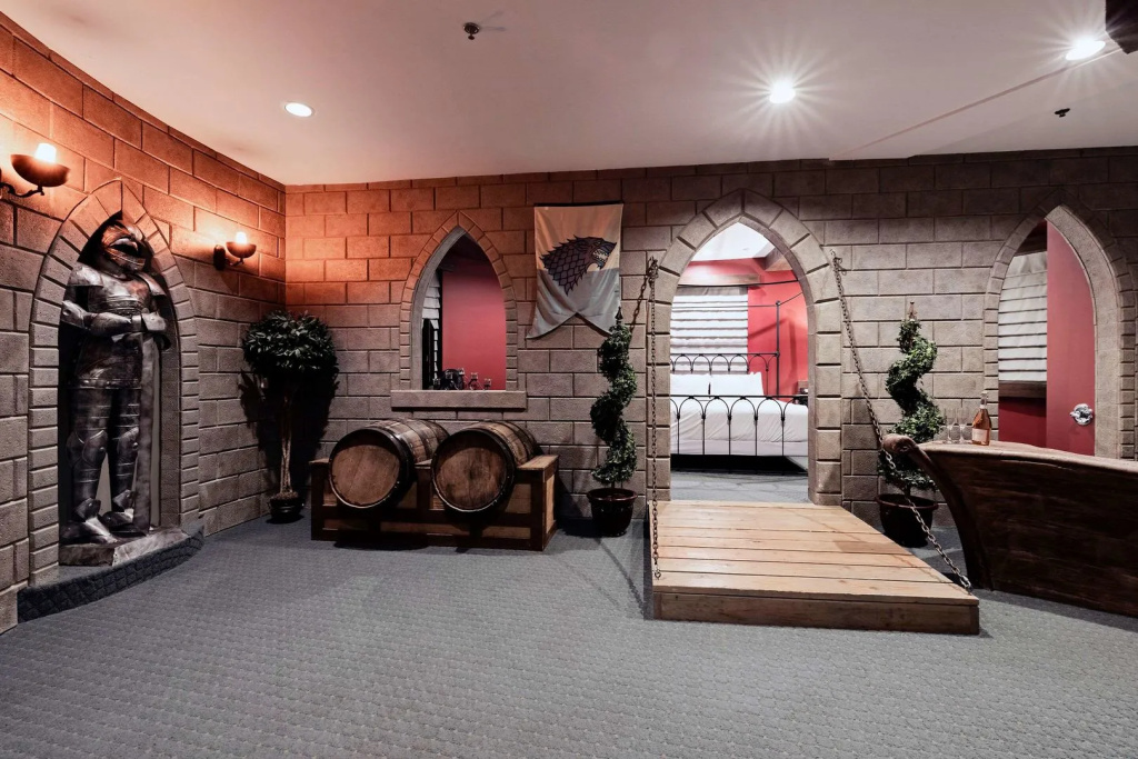 Lobby & Reception