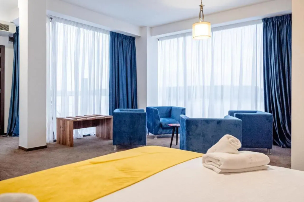 Hotel photo 12