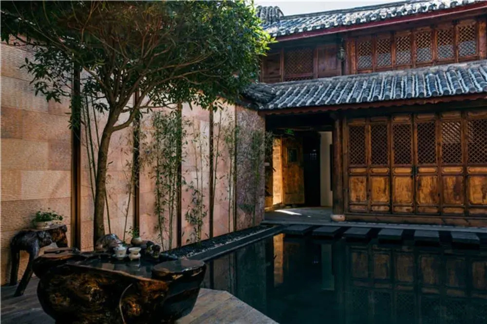 Floral Hotel Lijiang Qinjin Palace