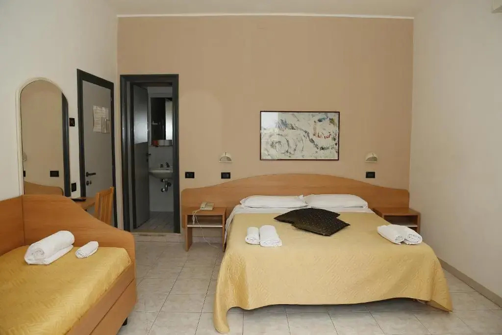 Hotel Villa Dina - Chambres