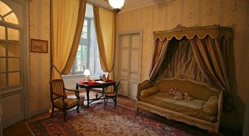 Voir la photo 4 — Château de Beaujeu
