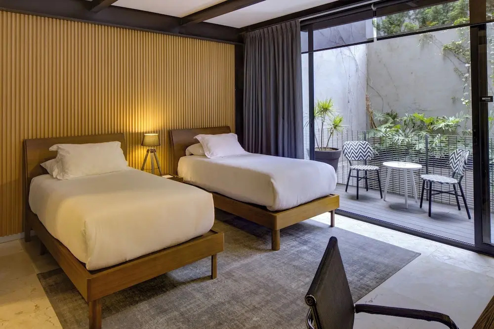 Standard Double room with balcony (twin beds)