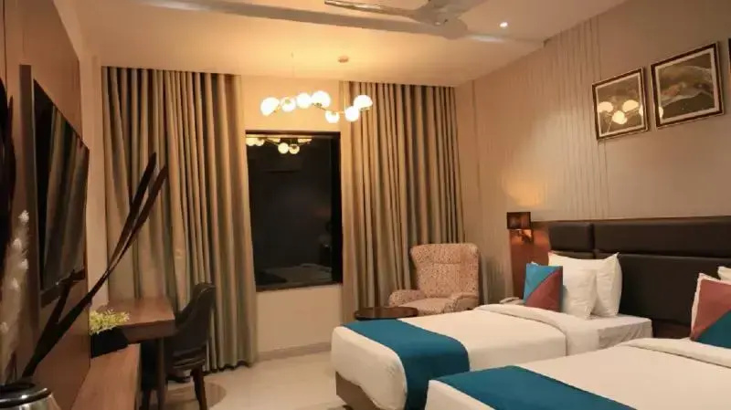 Premium Double room (full double bed)