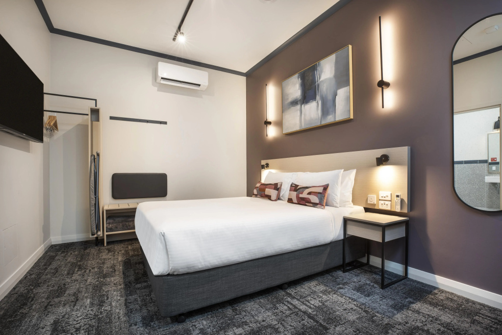 Double Studio (full double bed)