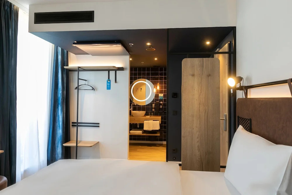 Comfort Double room (full double bed)