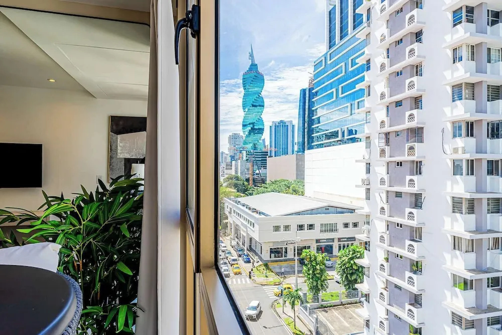 w Contemporary 1BR in Vibrant Obarrio