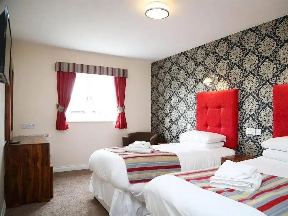 Cuttle Bridge Inn Hotel - Général