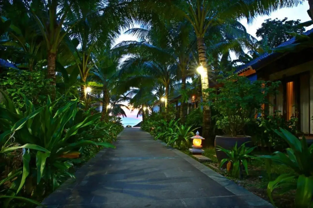Tropicana Resort - 3