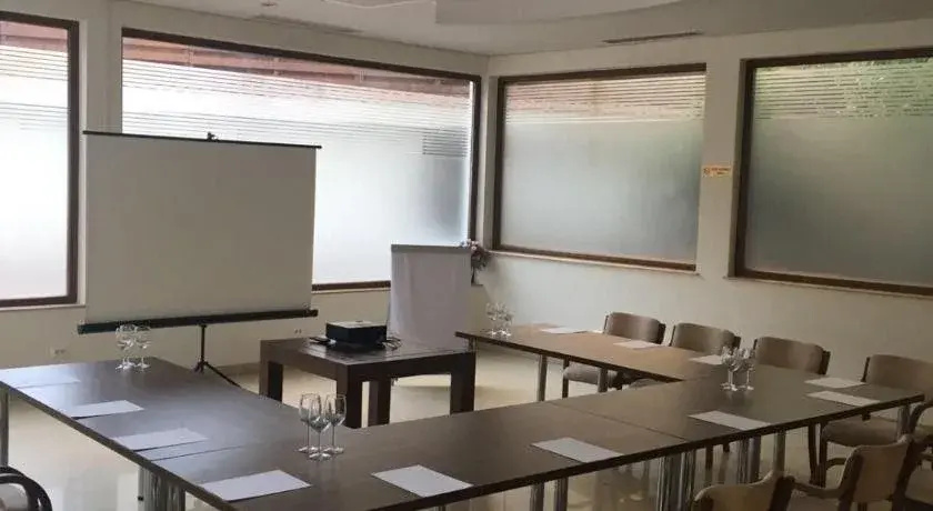 Business Centre
