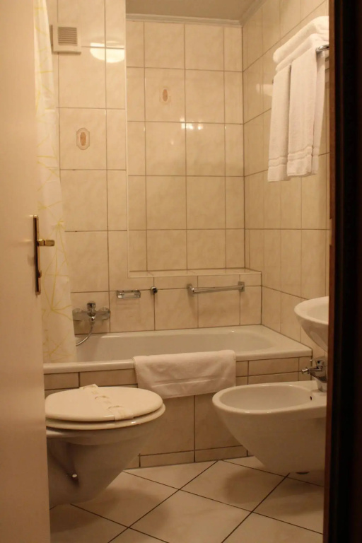 Yasha Hotel - Général
