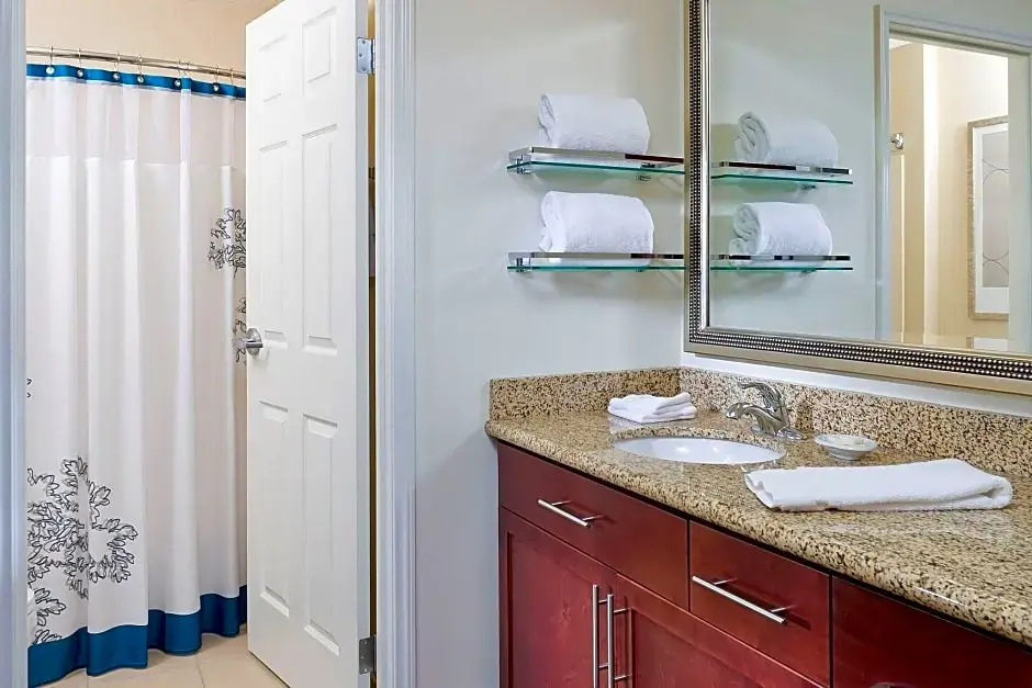 2 Bedrooms Quadruple Suite