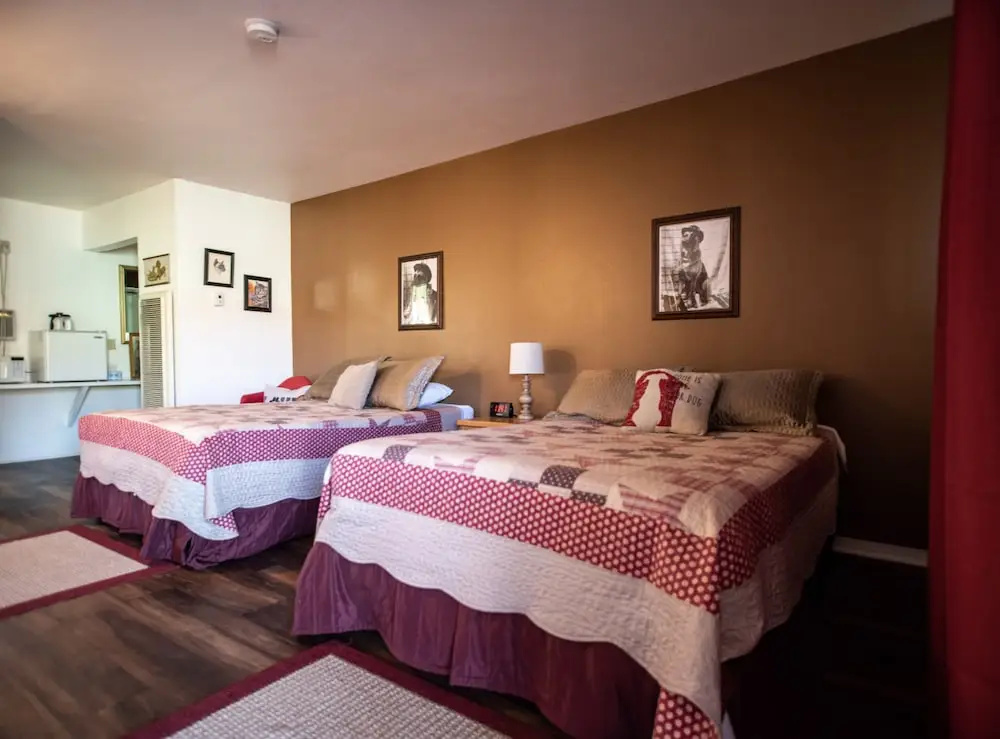 Classic Quadruple room