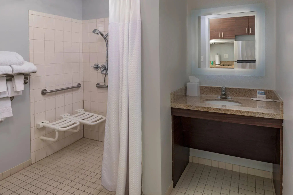 2 Bedrooms Suite