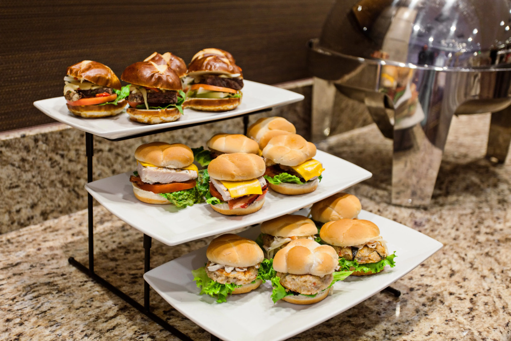 Holiday Inn Long Beach Airport Hotel and Conference Center by IHG - Général
