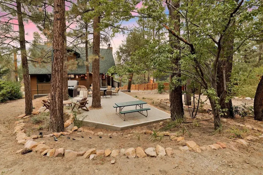 Lakeview Pines Log Cabin #2585