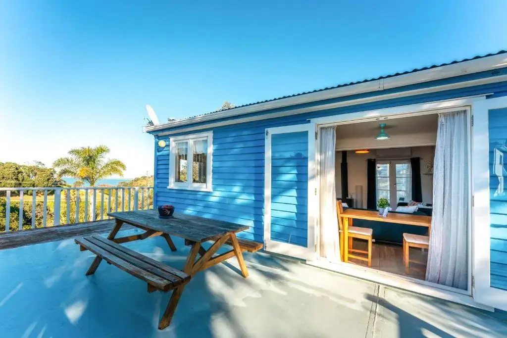 The Butterfly Bach - Surfdale Holiday Home