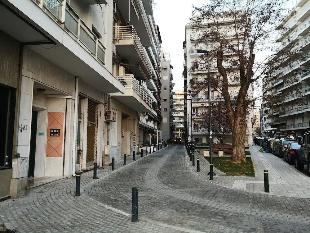 Effrosini Sea & Center