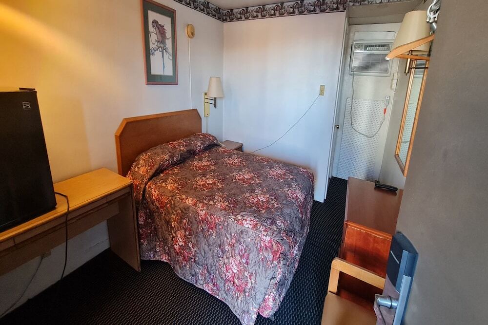 DuBois Manor Motel — фото 5