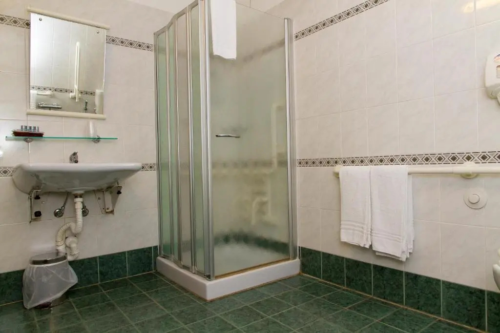 Best Quality Hotel La Darsena - Chambres