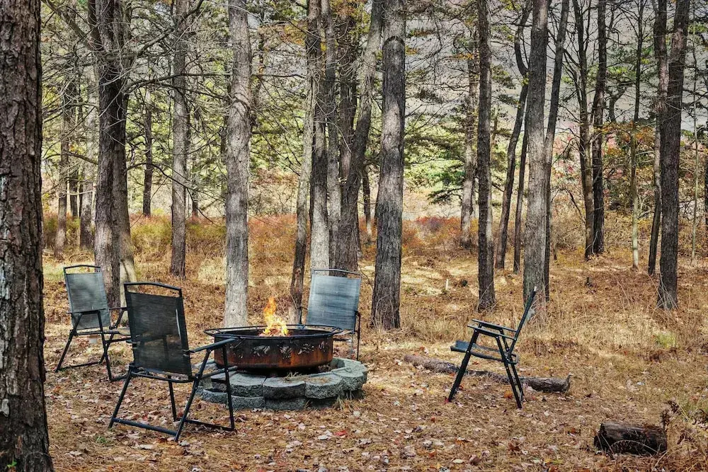Mohegan by Avantstay Private Dock + Firepit Community Pool + Beach