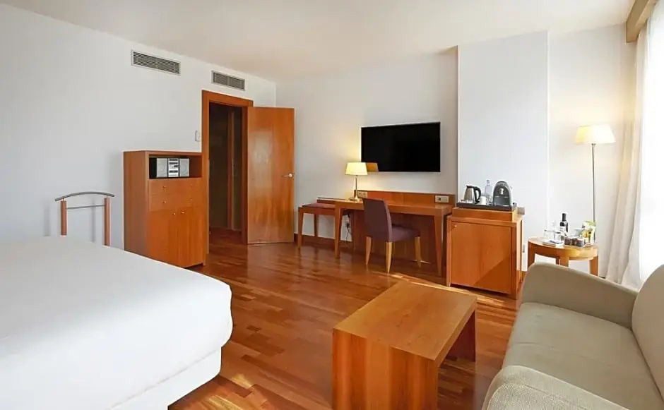 NH Ciudad de Almería - Chambres