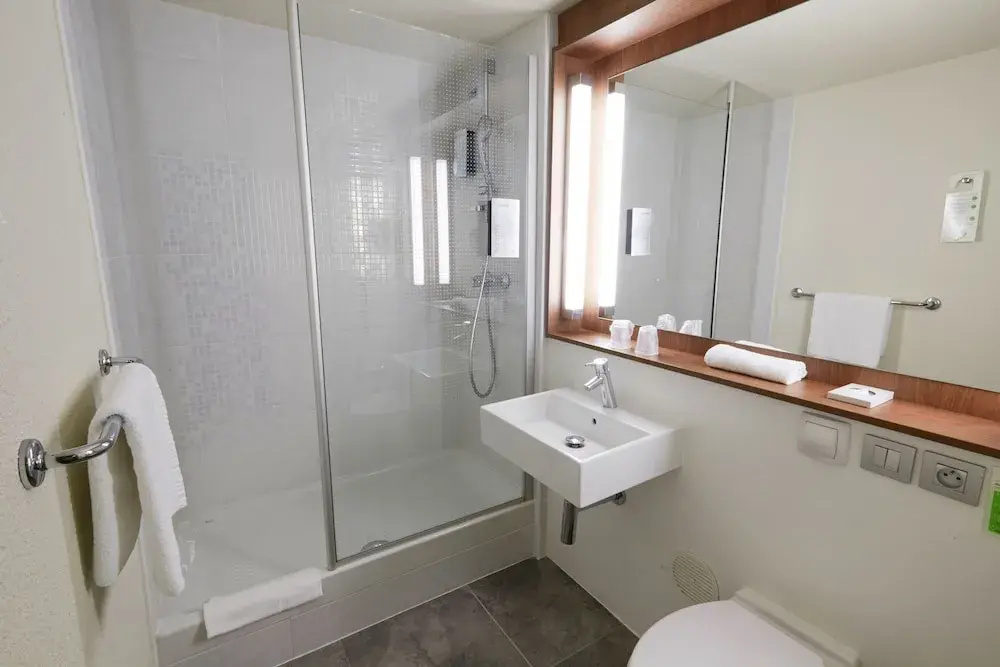Standard Triple room with balcony