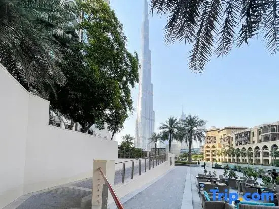 bnbme | Elegant 2BR Retreat near Burj Khalifa