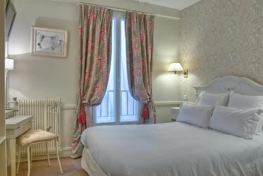 Hotel de La Motte Picquet 40